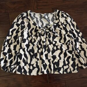 Ava & Viv long sleeve black and white blouse | Size 1x